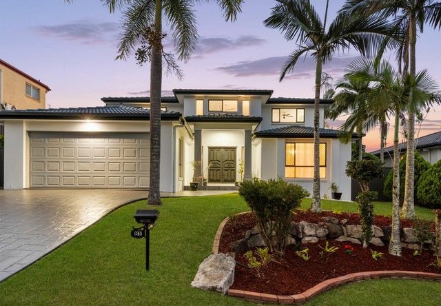 81 Lancaster Circuit, QLD 4116