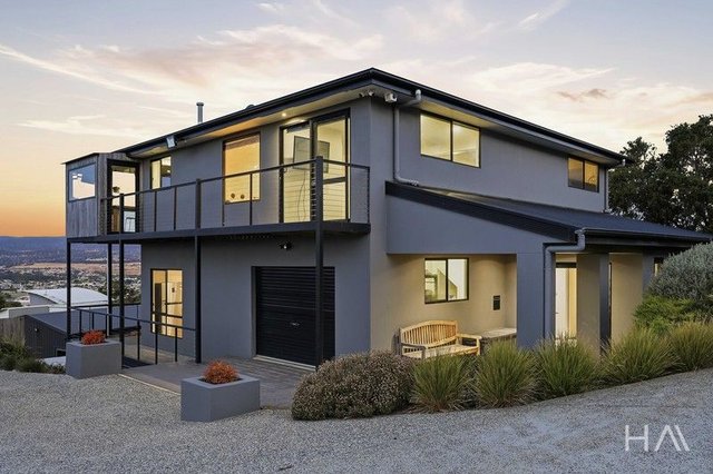 19 Lachlan Parade, TAS 7250