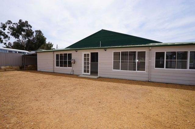 3 & 5 Dowsett Street, WA 6308