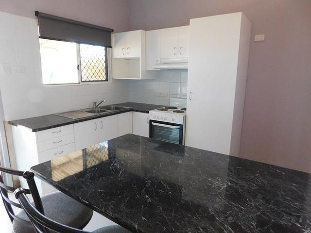 1/100 East St, QLD 4825