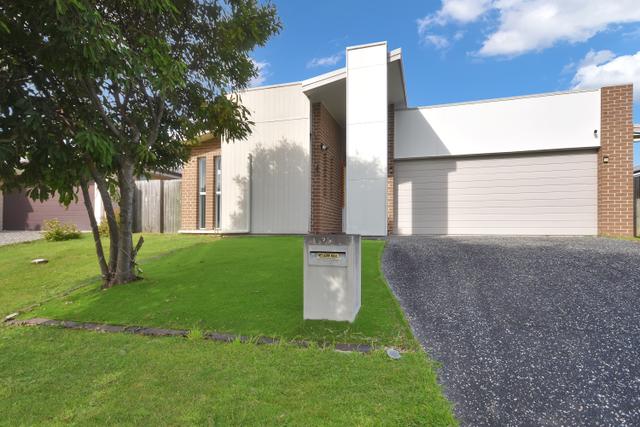 35 Woodlight Street, QLD 4509