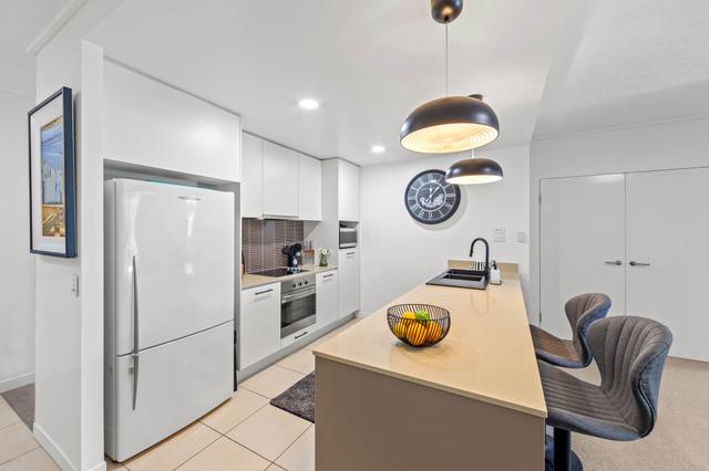 624/66 Sickle Avenue, QLD 4212