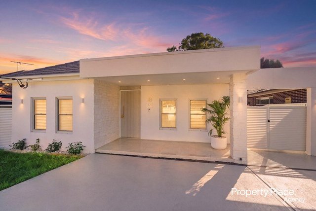 124 Alma Road, NSW 2211
