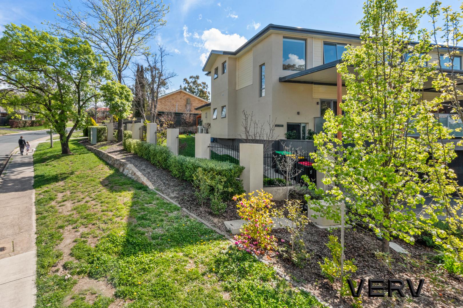 1-15-charteris-crescent-chifley-act-2606-allhomes