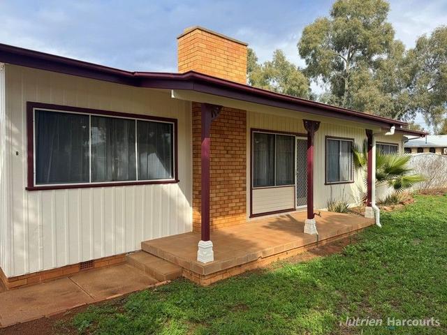 8 Wetherell Crescent, NSW 2835