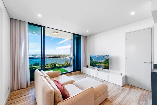 904/2 Como Crescent, QLD 4215