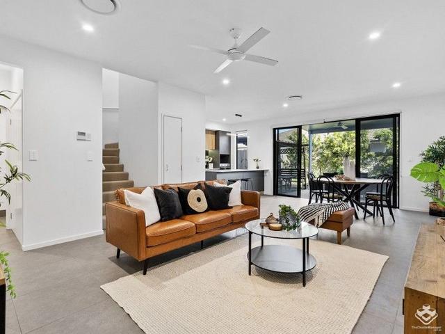 2/8 Ben Dalley Drive, QLD 4212