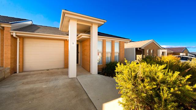 5 Patrick Shaw Street, ACT 2913