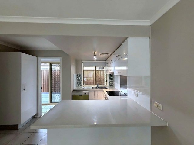 8/27 Baden Powell Street, QLD 4558