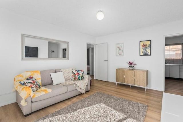 8/3 Lewis Street, VIC 3012