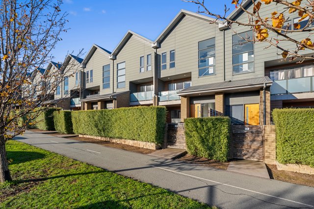 2/2 Hoffman Street, ACT 2914
