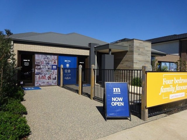 35 Newmarket Parade, VIC 3064