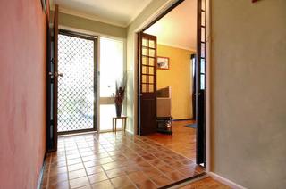 Foyer (2006-08-09)