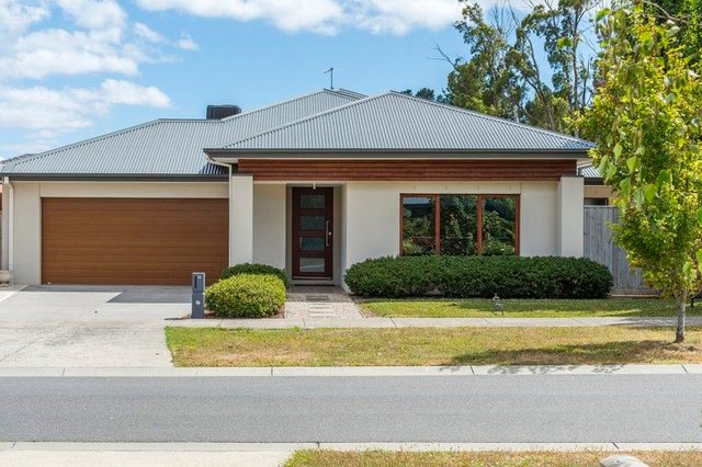 18 Beaumont Place, VIC 3442