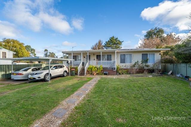 6 Samuelson Crescent, NSW 2350