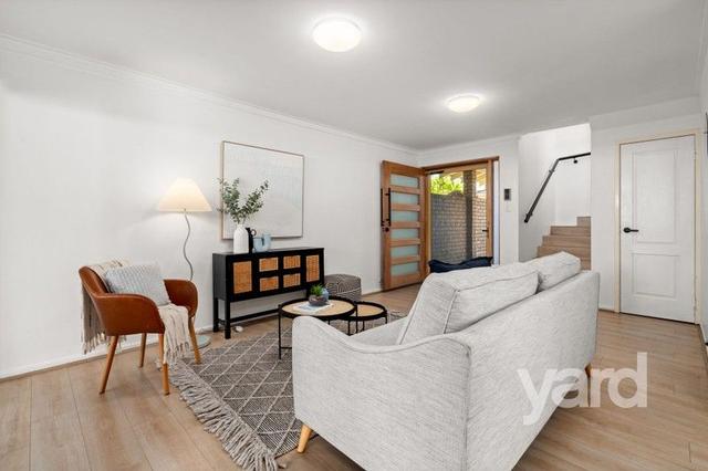 4/161 Stock Road, WA 6156