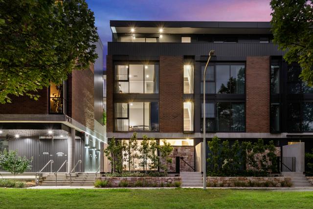 121 Blamey Crescent, ACT 2612