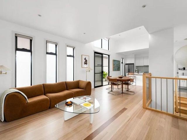 2/262 Reynard Street, VIC 3058
