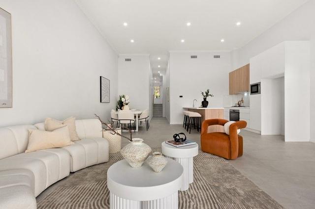7B Ruzac Street, NSW 2560