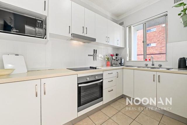 2/6-8 Taylor Street, NSW 2217
