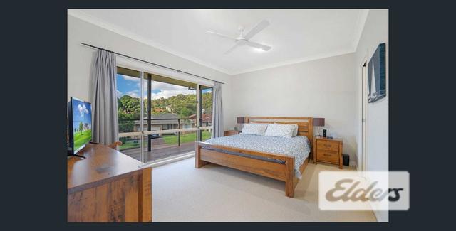 8 Roberts Circuit, NSW 2299