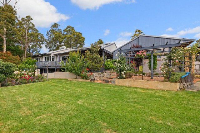 2 Tee Avenue, WA 6073