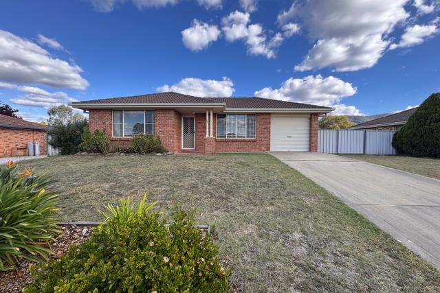 15 Gawthorne Place, NSW 2850