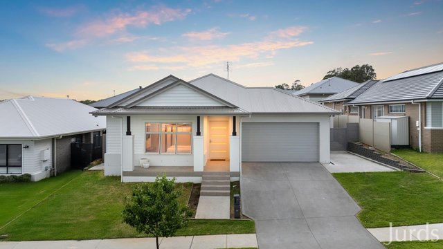 10 Amos Road, NSW 2335