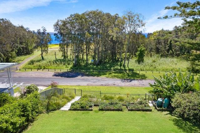 65 Lakeside Parade, NSW 2261