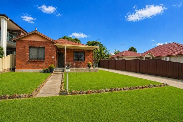 20 Egan Street, NSW 2200