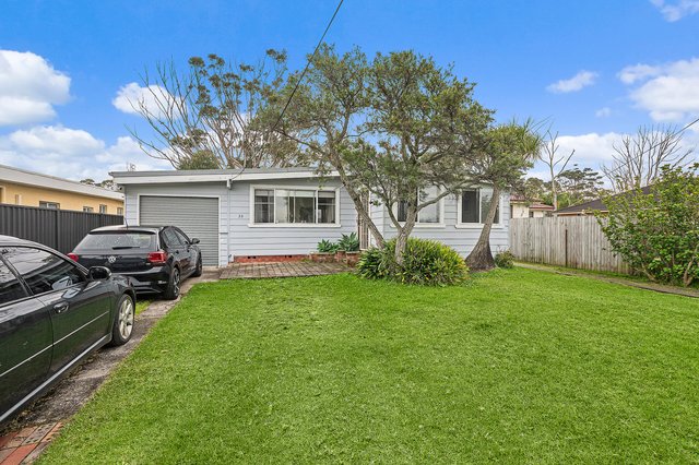 33 Kingsford Smith Crescent, NSW 2540