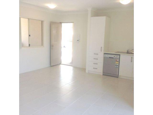 2/190 Gabriel Street, WA 6105
