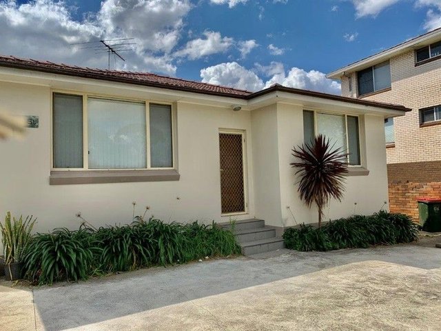 2/1 Bolivia Street, NSW 2166