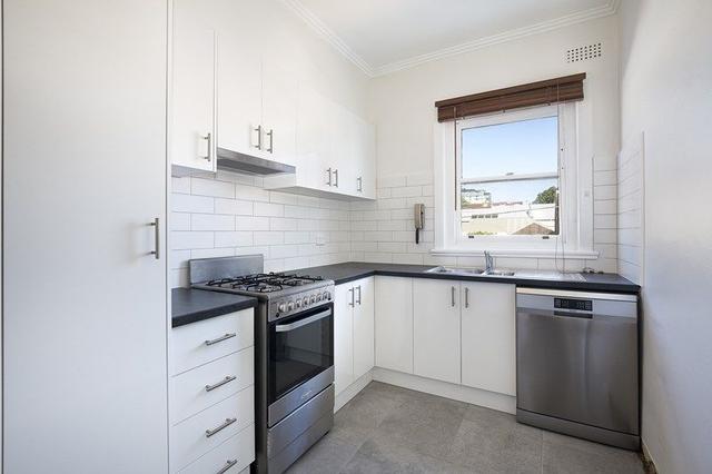 12/18-30 Grey St, VIC 3002