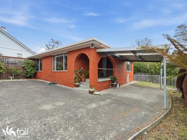 2/14 Carlton Street, TAS 7008