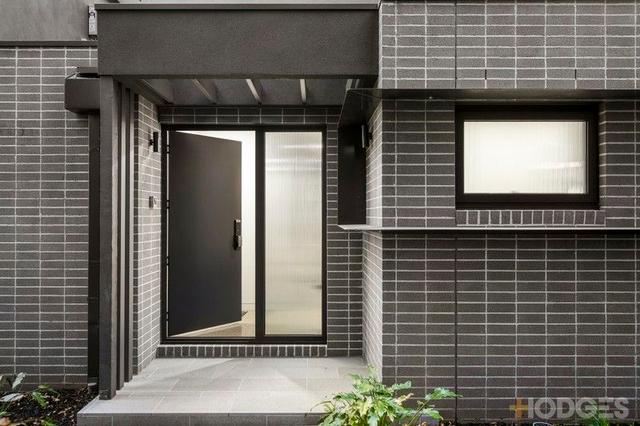 2/11 Turner Road, VIC 3190