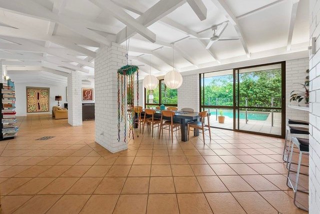 2 Tarawara Avenue, QLD 4213