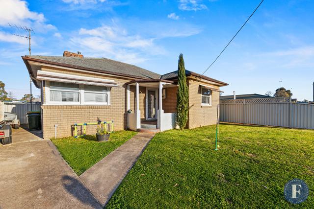 24A Binalong Street, NSW 2594