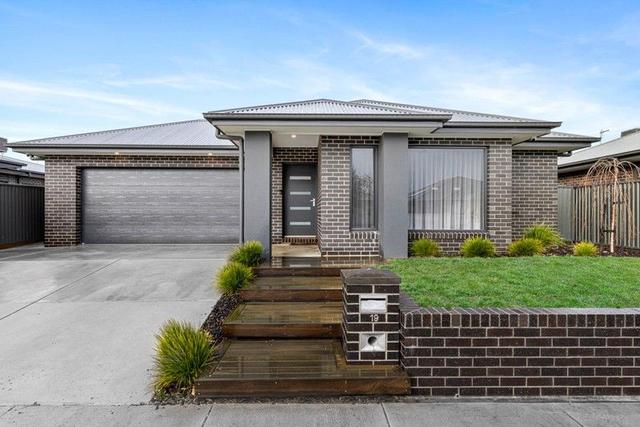 19 Crowther Drive, VIC 3350