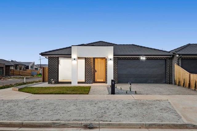 9 Paskas Drive, VIC 3336