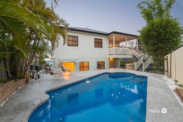 5 Viminal Hill Crescent, QLD 4170