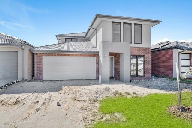 72 Fairground Promenade, VIC 3806