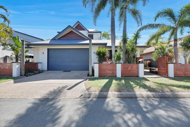 6/4 Bourke Street, QLD 4740