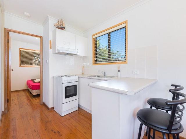 65A Bradman Avenue, NSW 2528