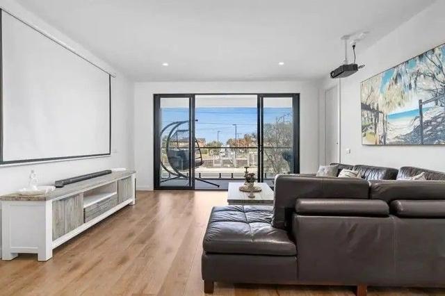 266 Station St, VIC 3196
