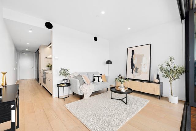 112/45 Eastlake Parade, ACT 2604