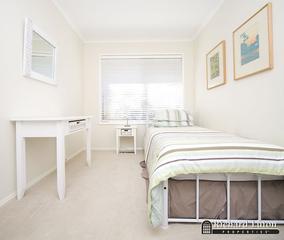 Bedroom 2 (2009-07-29)