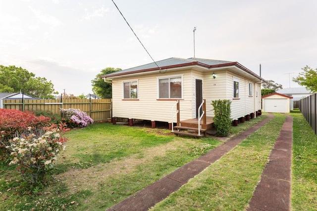15 Beirne St, QLD 4350