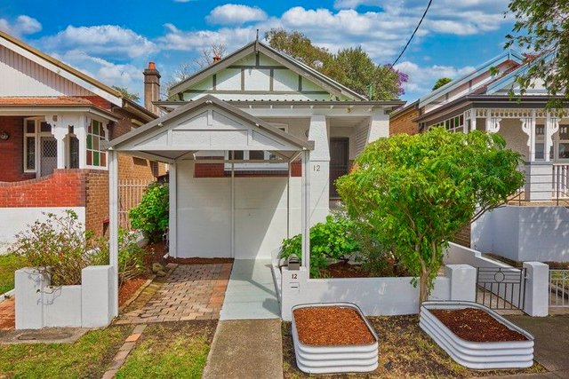 12 Starkey Street, NSW 2193