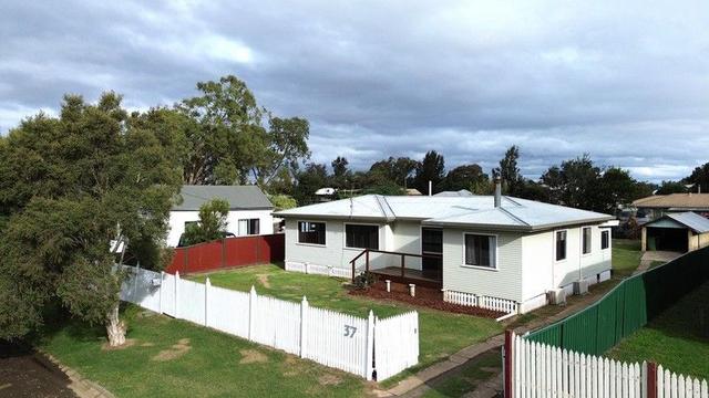 37 Donely Street, QLD 4401